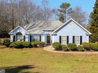 60 Highland Dr, Carrollton, GA 30116