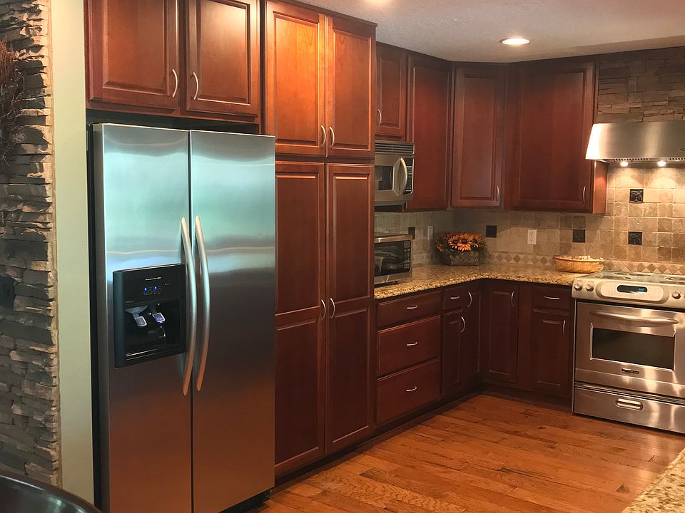 1st image of 700 Crooked Oak Ct