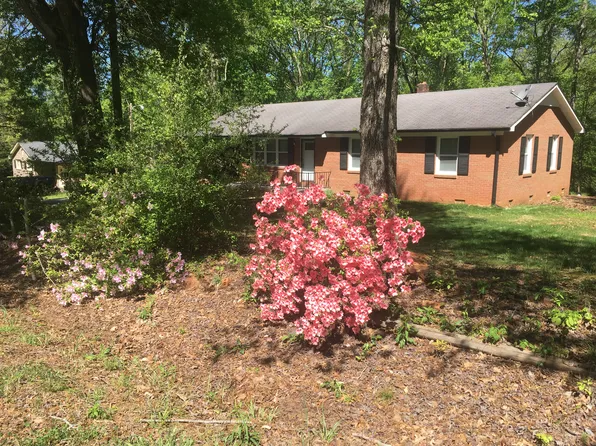 510 Short St, Mount Holly, NC 28120