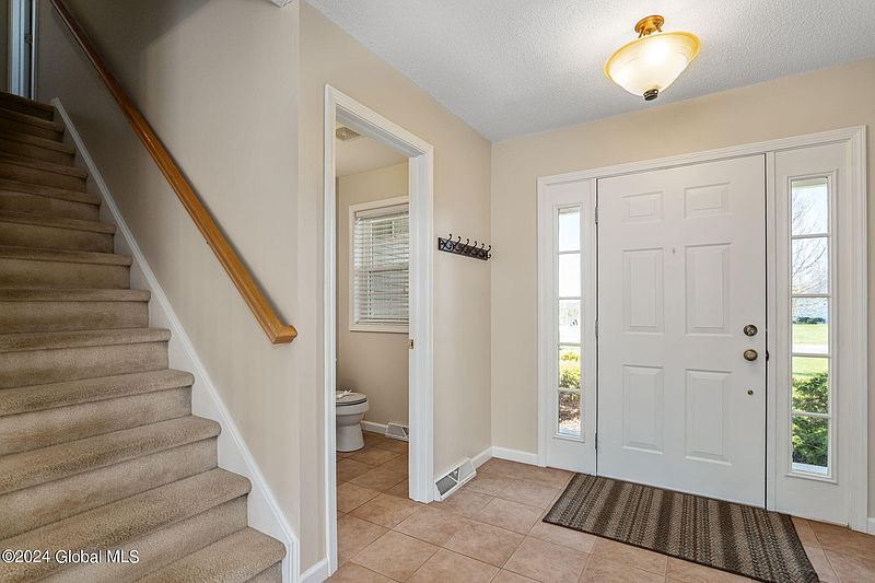 4th image of 30 Timothy Way