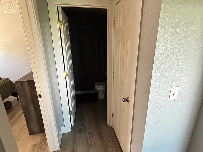 130 Sweetwater St #8 — Photo 4