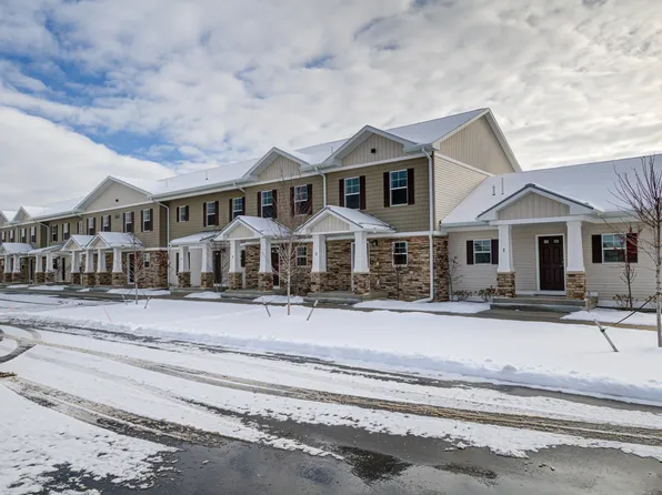 1560 Simsbury St #1, Traverse City, MI 49686