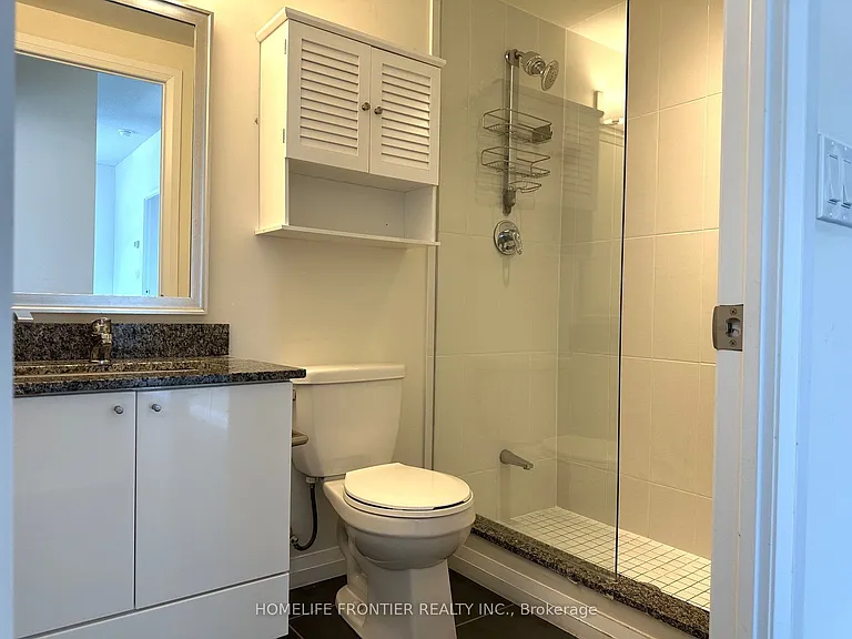 55 Eglinton Ave W #1607 — Photo 17