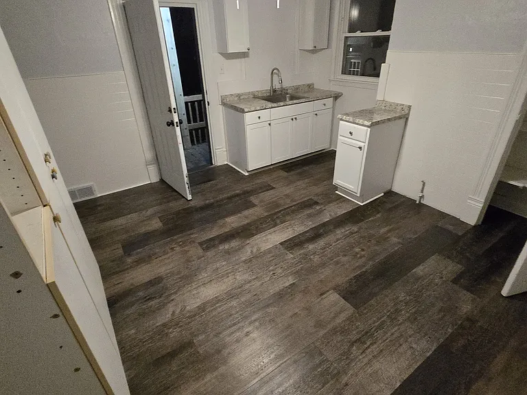 1229 Success St #2 — Photo 6