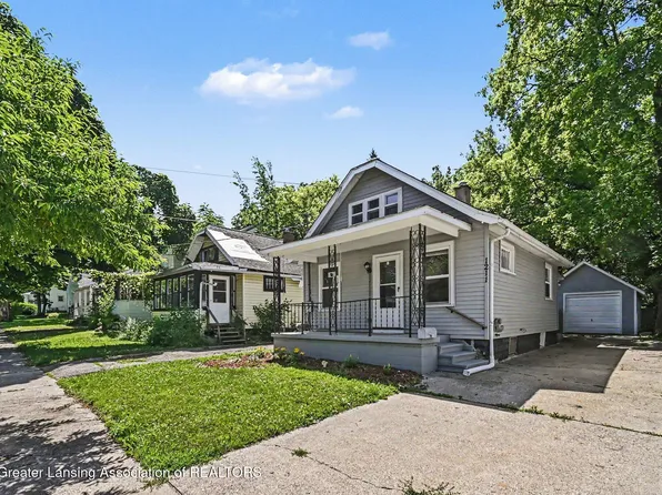 1211 Alsdorf St, Lansing, MI 48910