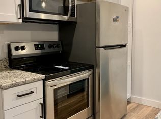 9 W Old St #208, Petersburg, VA 23803
