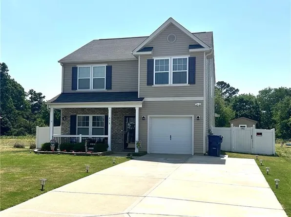 878 Bitting Hall Dr, Rural Hall, NC 27045