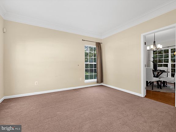 4th image of 21364 Birdseye Ct