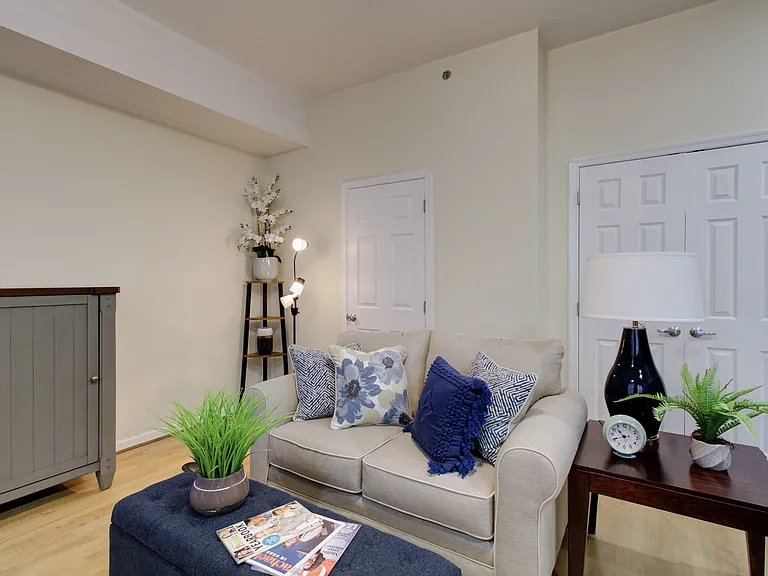 Garland Rodes Apartments — Photo 11