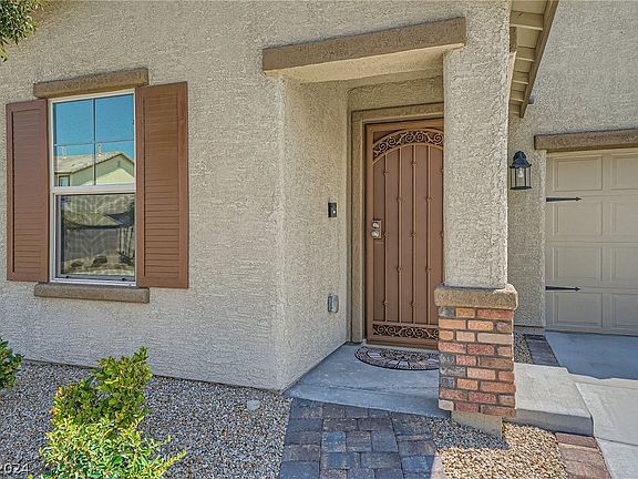 4th image of 621 Abrazar Ave
