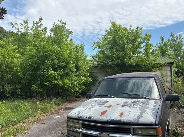 160 Melissa Dr, Puryear, TN 38251