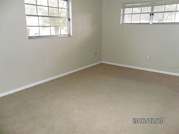 2nd image of 4621 Sherwood Ln