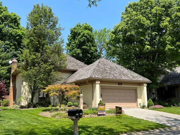 158 Green Springs Dr, Columbus, OH 43235