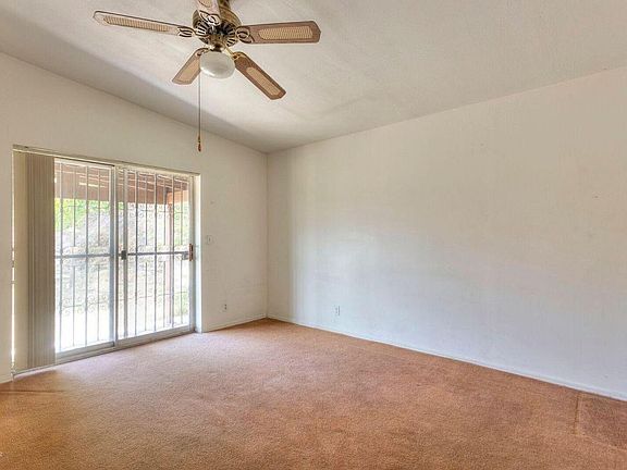 4th image of 211 W Camino Del Sol