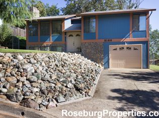 2128 Linnell Ave, Roseburg, OR 97471