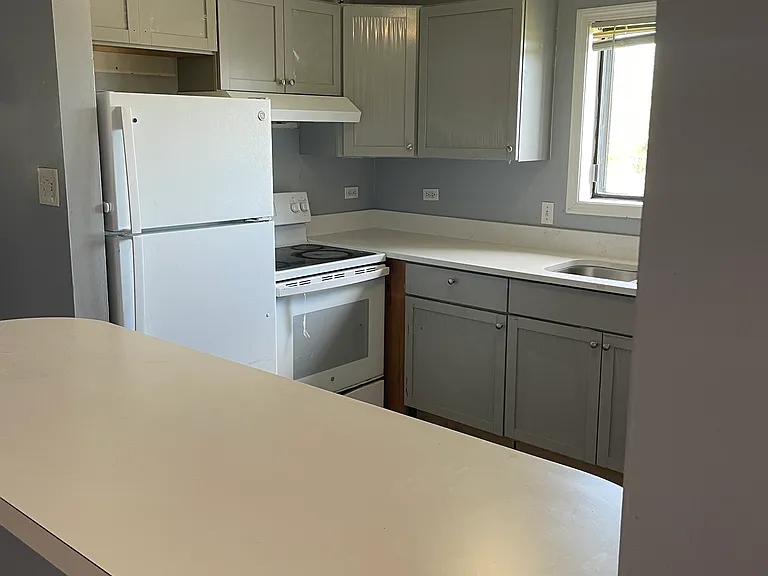 1120 Cedar St #3B — Photo 8