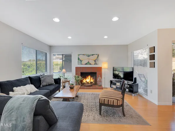 6246 Sunnycrest Dr, Oak Park, CA 91377