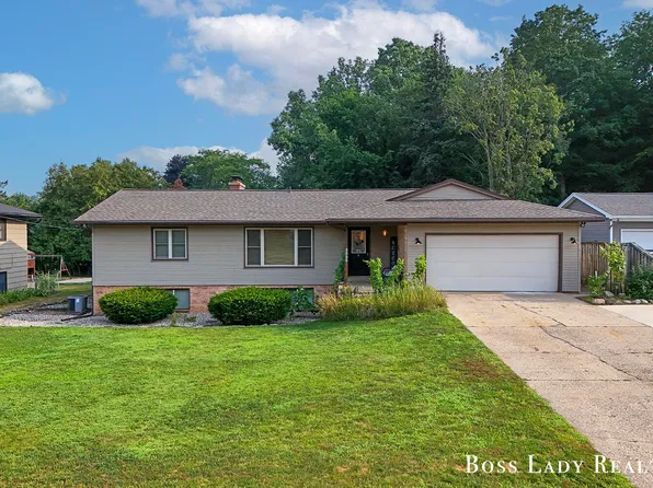 3525 Yellowstone Dr SW, Grandville, MI 49418