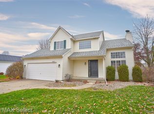 8455 Deer Field Dr, Davison, MI 48423