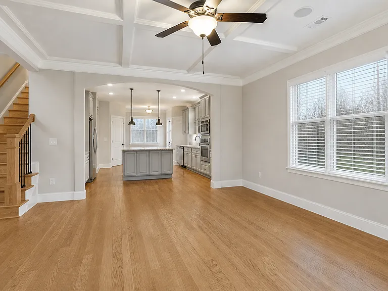421 Downfield Way — Photo 8