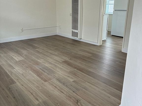 2nd image of 5285 E The Toledo APT 6