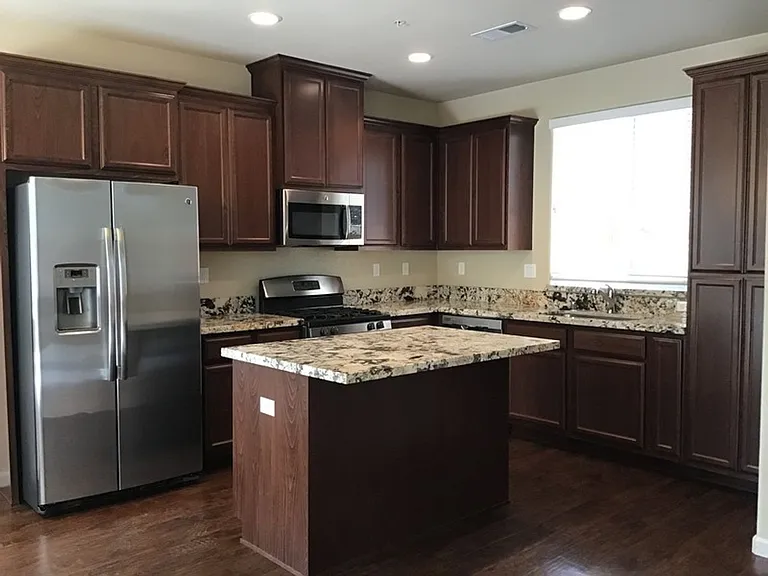 6735 Russian Thistle Dr — Photo 3