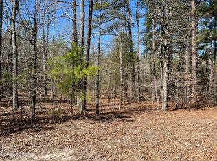 7680 Main St, West End, NC 27376