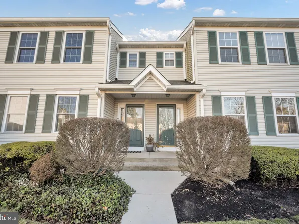 140 Yorkshire Way, Hatboro, PA 19040