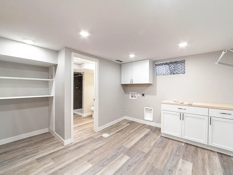3405 Balboa Ln — Photo 22