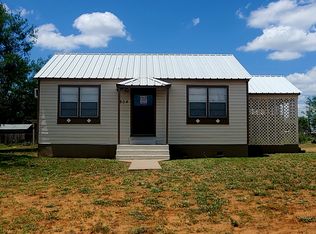 504 Nueces St, Cotulla, TX 78014