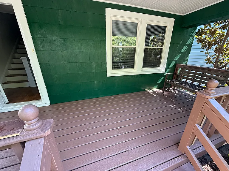 504 Bancroft Ave — Photo 2