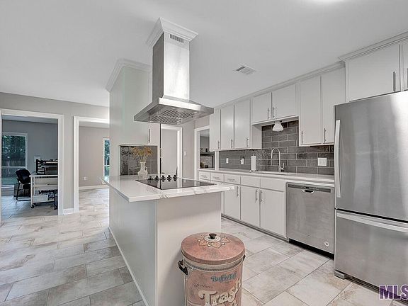 5th image of 8057 Evergreen Dr
