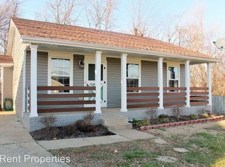 1050 Bush Ave, Oak Grove, KY 42262