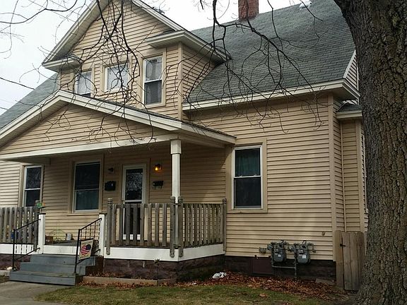 2nd image of 204 W Larch Ave