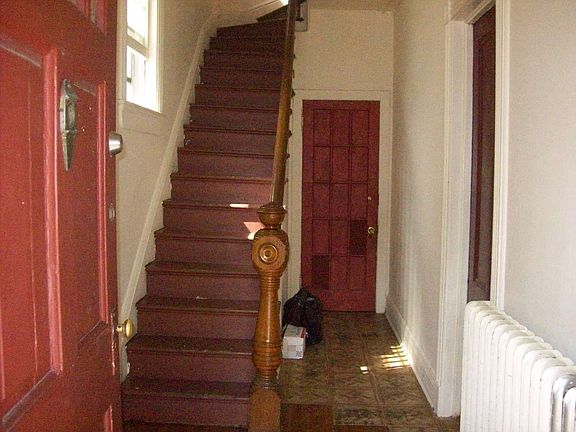 5th image of 23 Highland Ave
