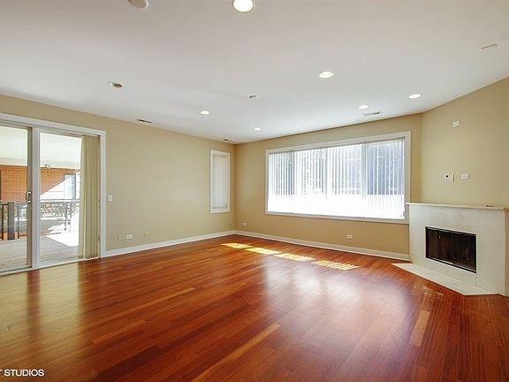 2nd image of 2358 N Milwaukee Ave #2