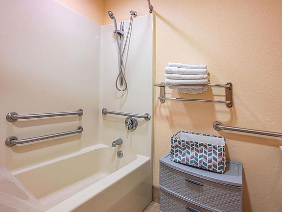 5th image of 2504 River Road #7317