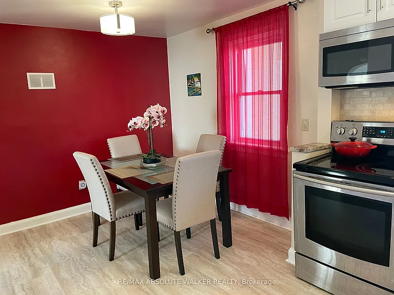 131 Dagmar Ave #3 — Photo 11