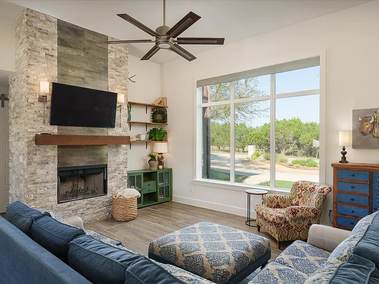 625B Las Colinas Dr — Photo 5