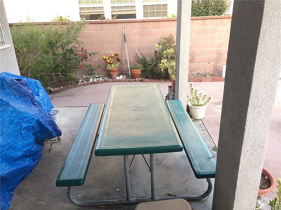 3rd image of 1140 W 159th St