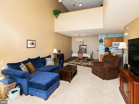 4th image of 13246 Aberdeen St NE