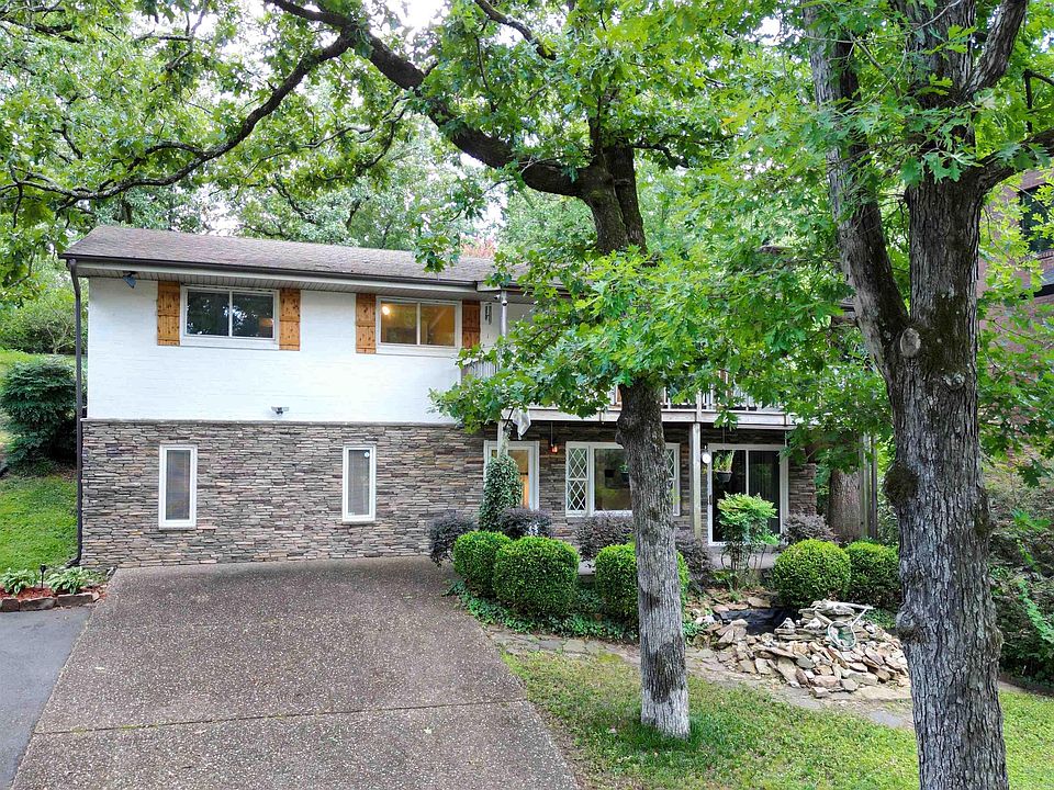 1st image of 1926 Waterside Dr