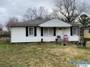 1210 19th Ave SW, Decatur, AL 35601