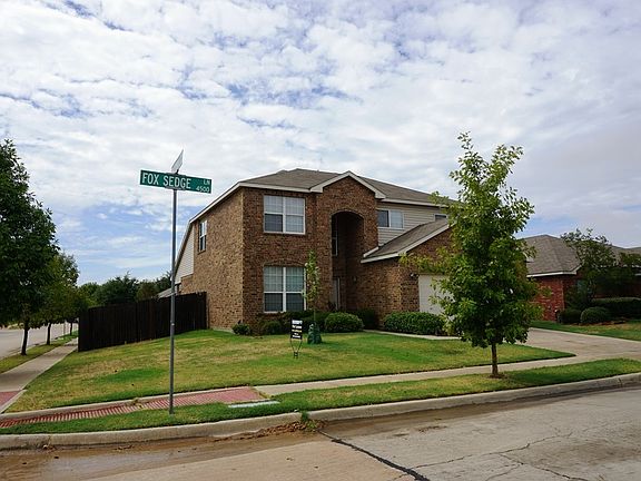 3rd image of 4524 Fox Sedge Ln
