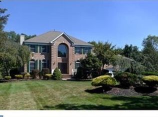 22 Kingswood Ct, Belle Mead, NJ 08502