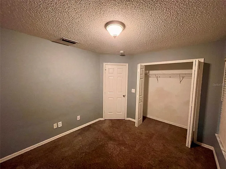 12119 Warwick Cir — Photo 20