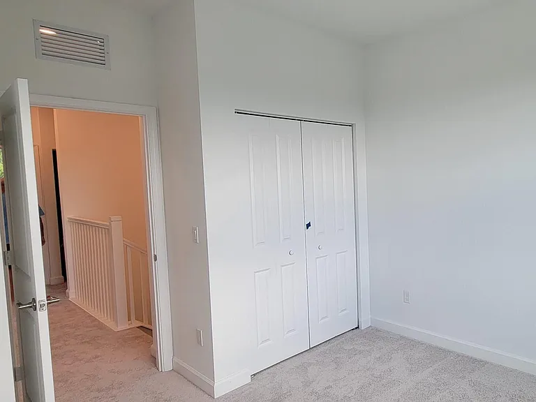 4946 Navali Dr — Photo 16