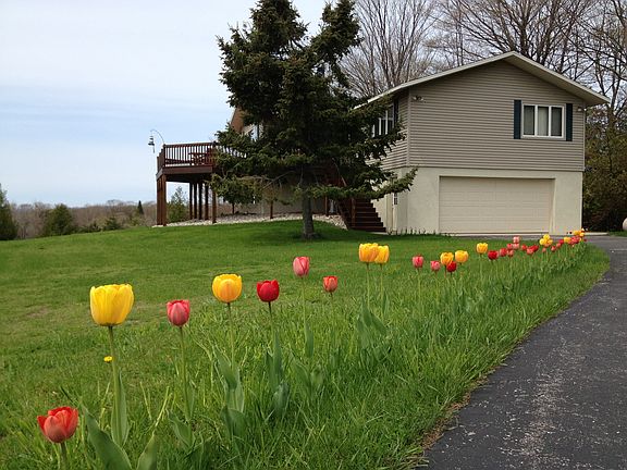 3rd image of 10776 Highview Ln