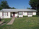 2nd image of 203 S Ave E