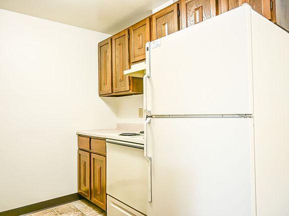5th image of 715 N 40th St APT 201J